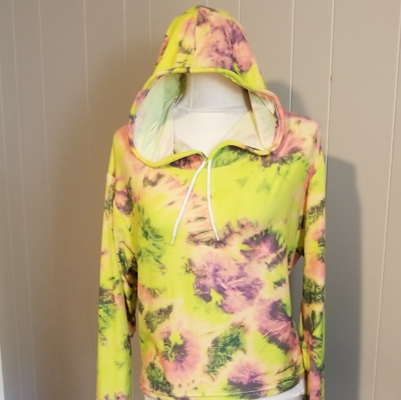 Neon colored cropped hoodie - Picture 1 of 4